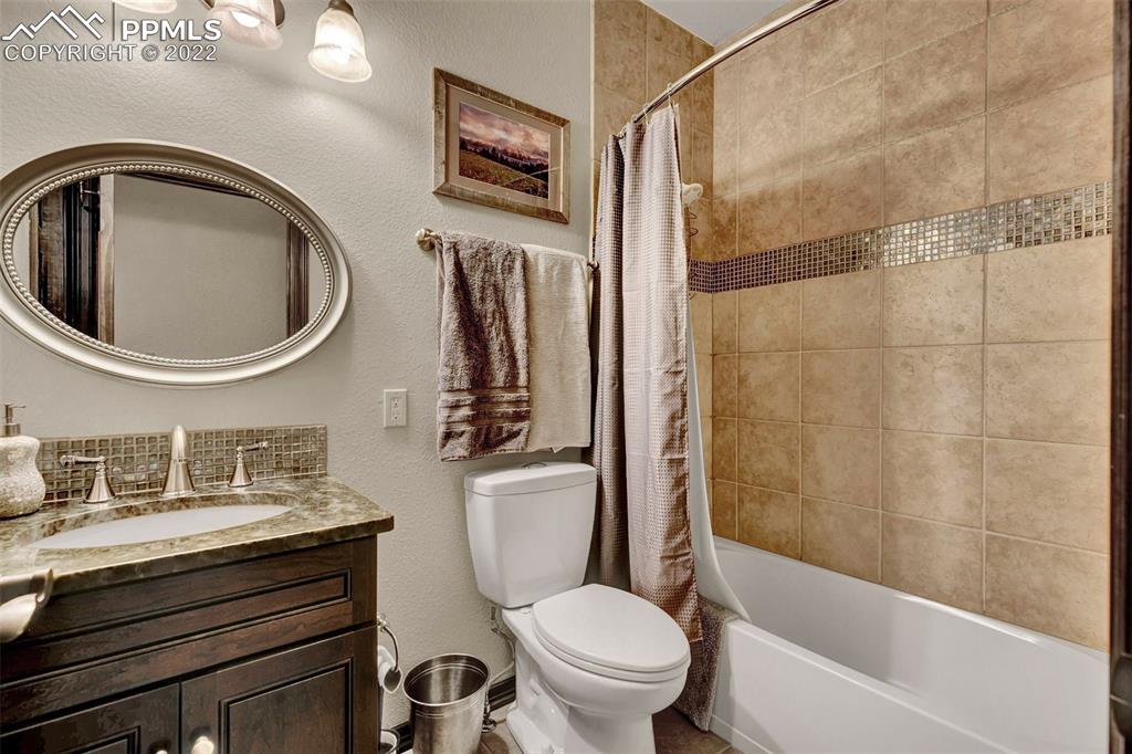 Listing 3687569, Image 19 of 50