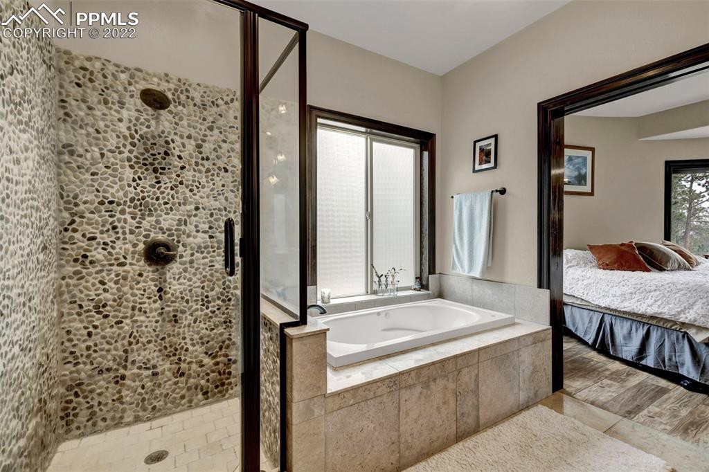 Listing 3687569, Image 23 of 50
