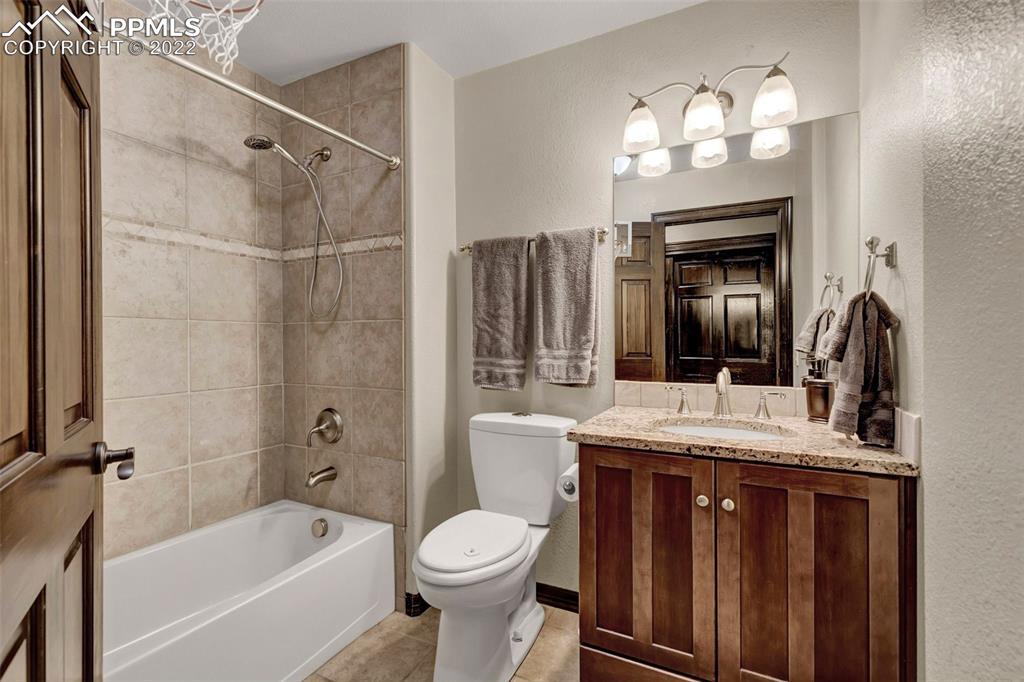 Listing 3687569, Image 25 of 50
