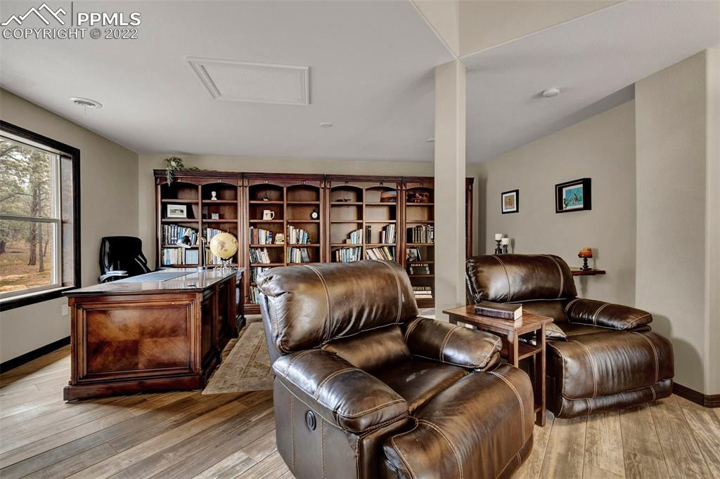 Listing 3687569, Image 30 of 50