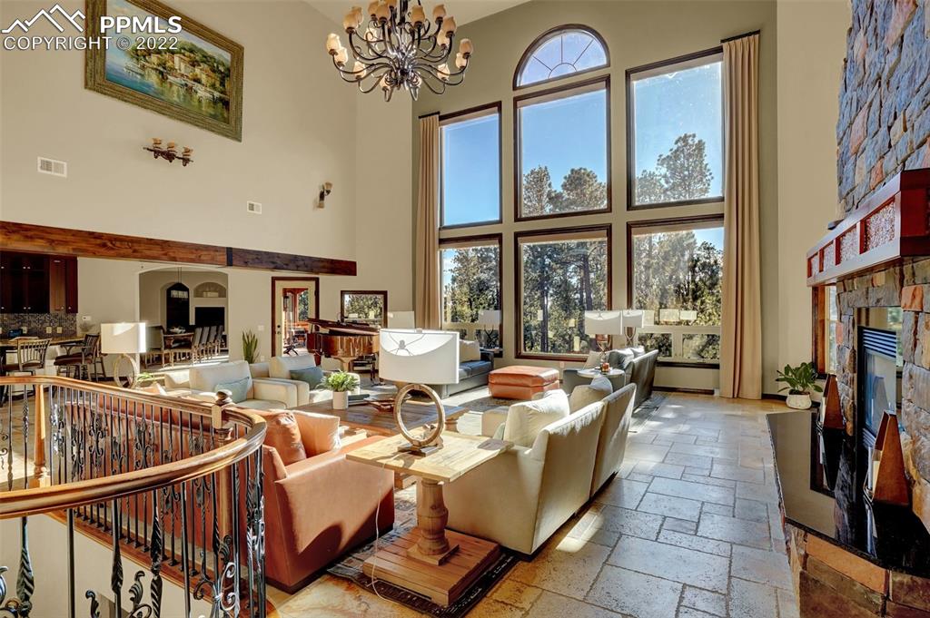 Listing 3687569, Image 4 of 50