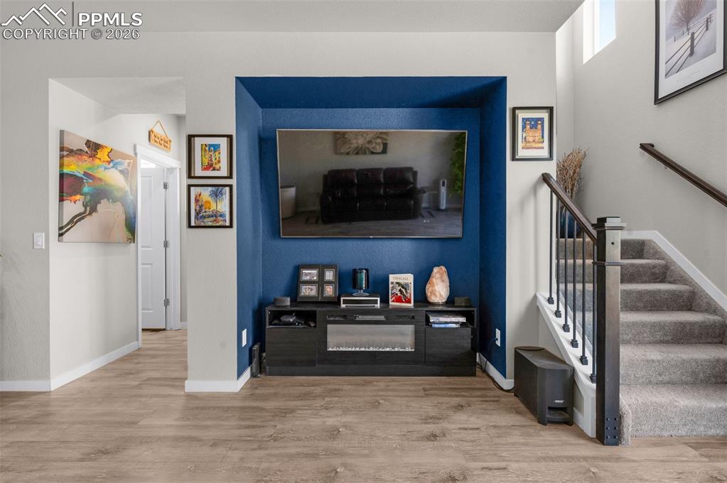 Image 11 of 33: Kitchen