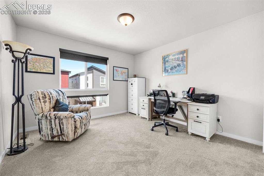 Image 22 of 33: Bedroom