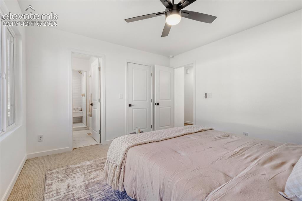 Image 18 of 29: Bedroom