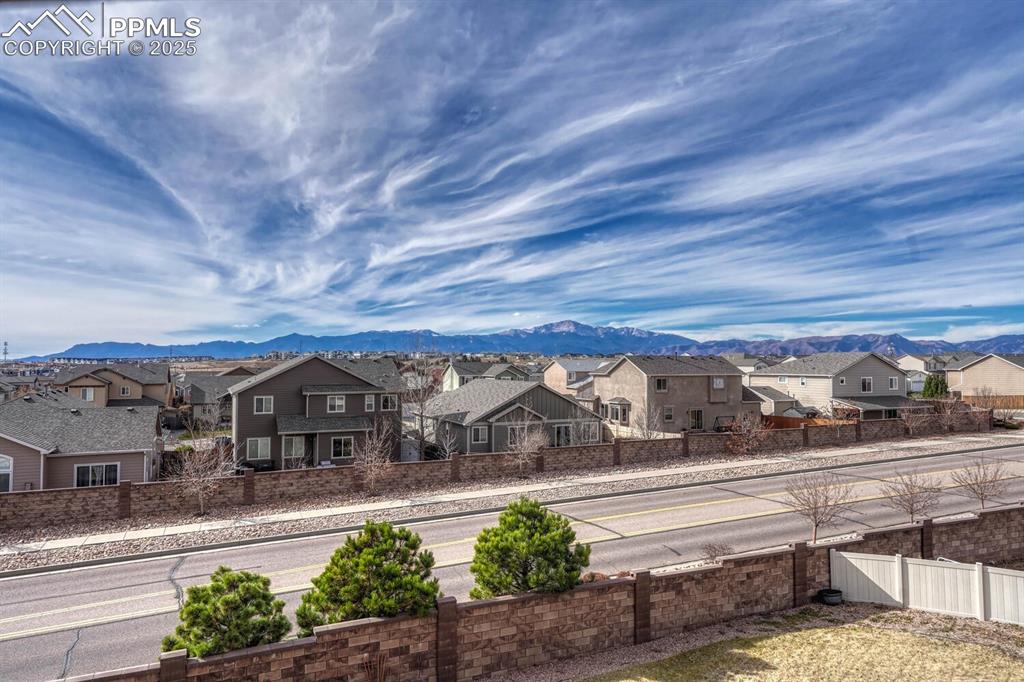 Image 35 of 50: View