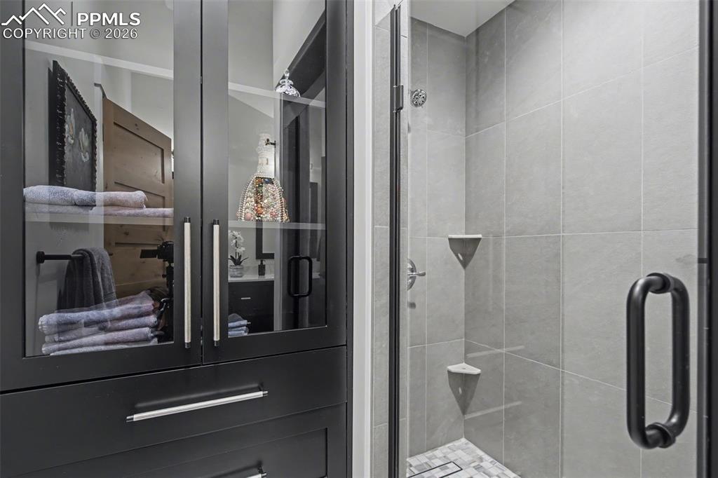 Image 30 of 50: No Description Available