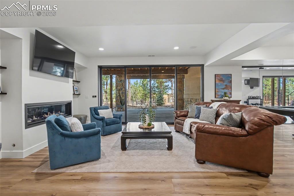 Image 31 of 50: No Description Available