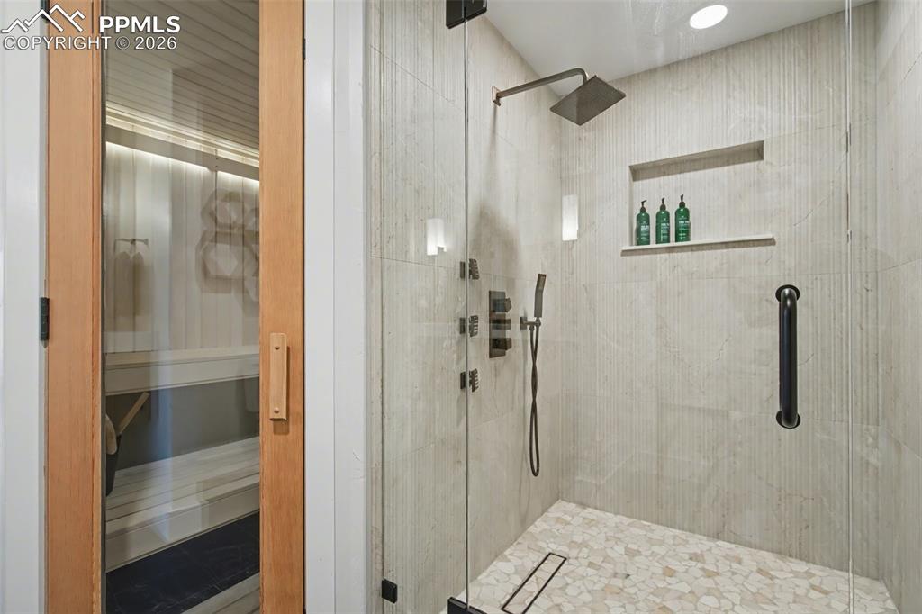 Image 36 of 50: No Description Available