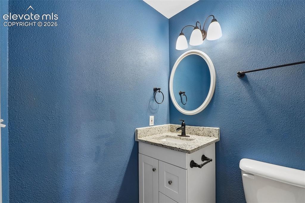Image 8 of 30: Bathroom