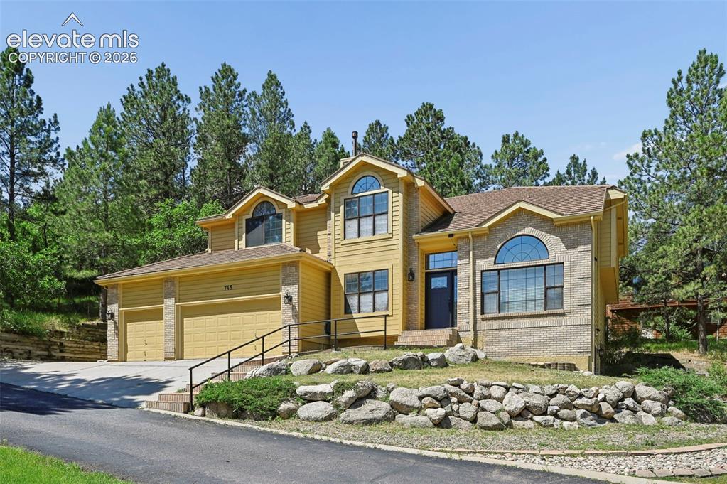 Image 1 of 50: Front of Structure