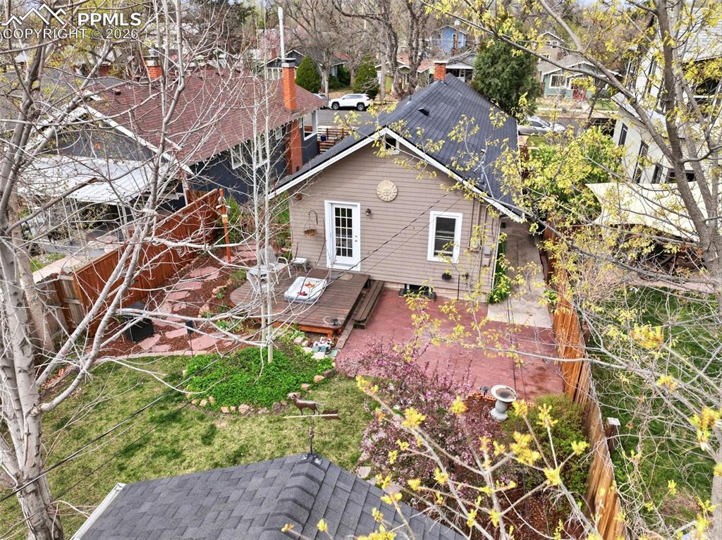 Image 37 of 44: Back of Structure