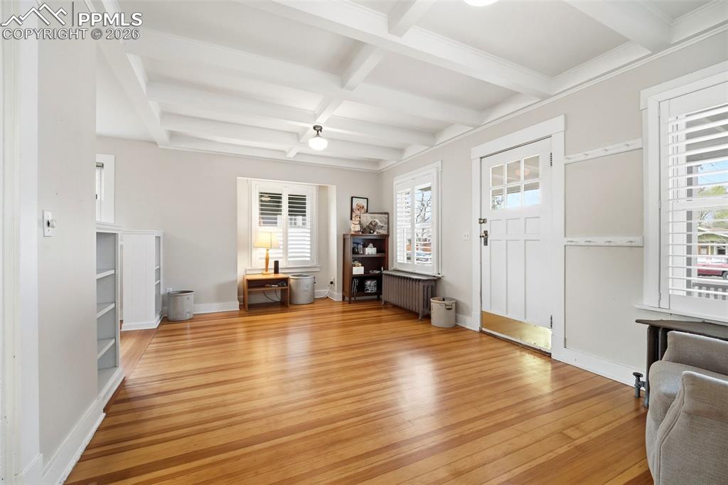 Image 6 of 44: Entry