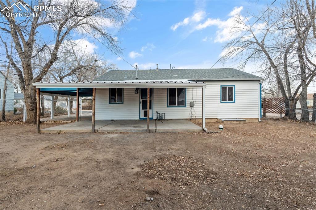 Image 33 of 41: Back of Structure