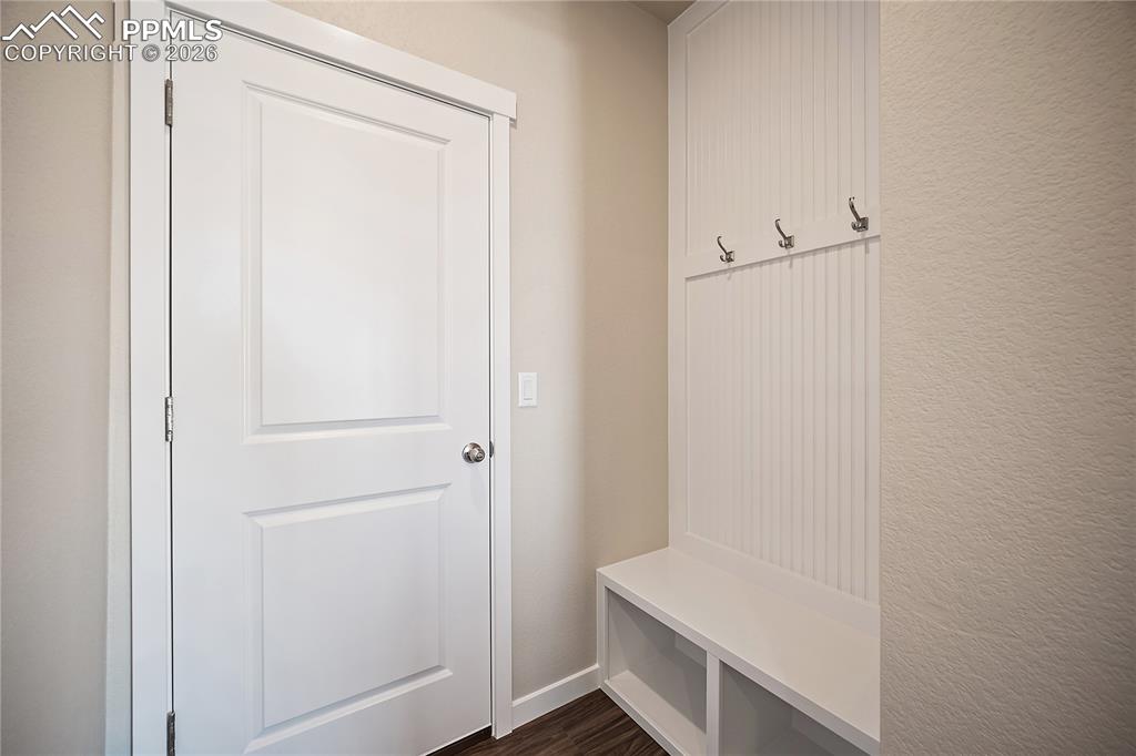 Image 19 of 39: Mud Room