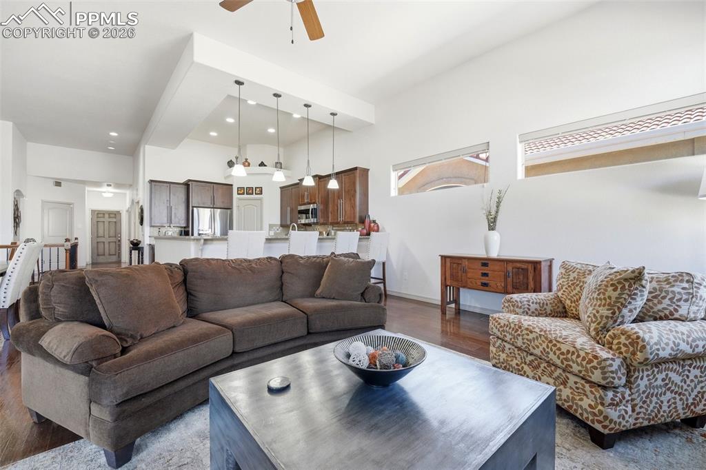 Image 11 of 50: Living Room