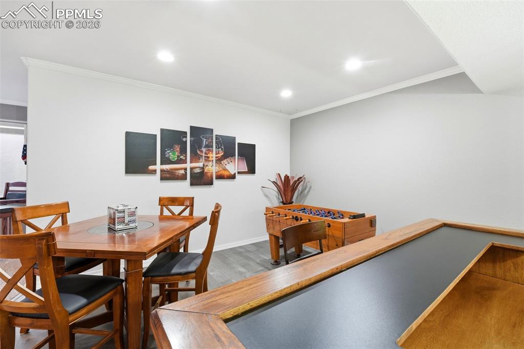 Image 37 of 50: Dining Area