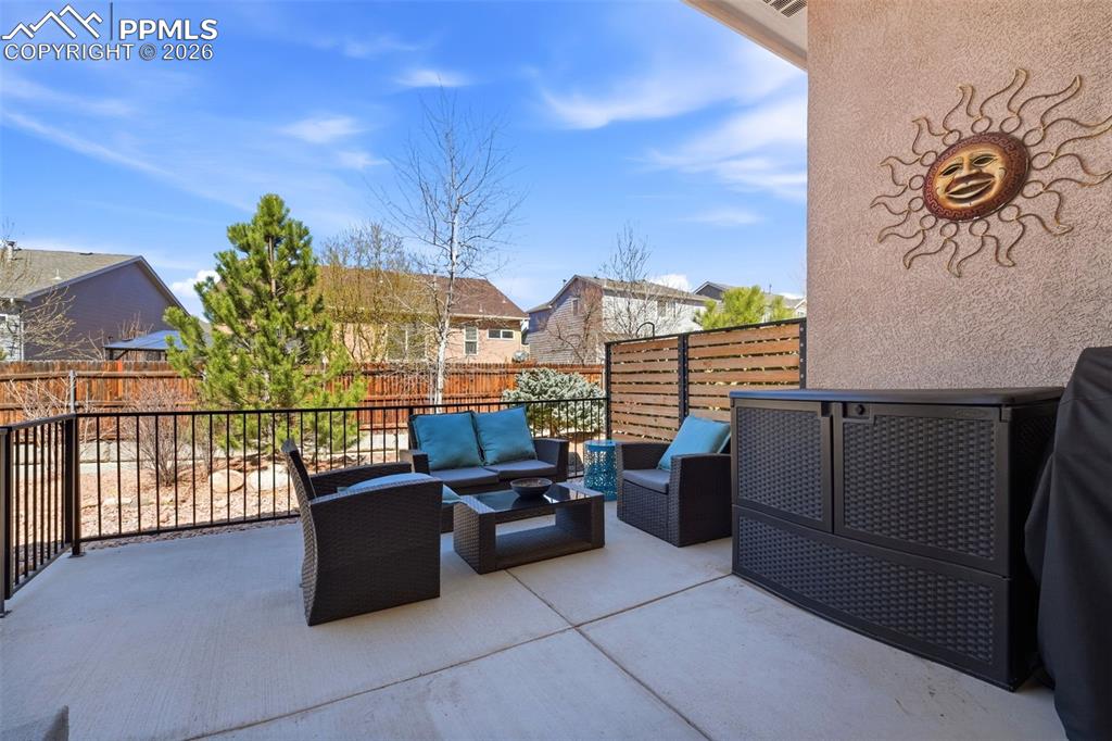 Image 41 of 50: Patio