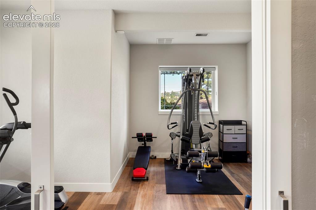 Image 35 of 43: Exercise Room