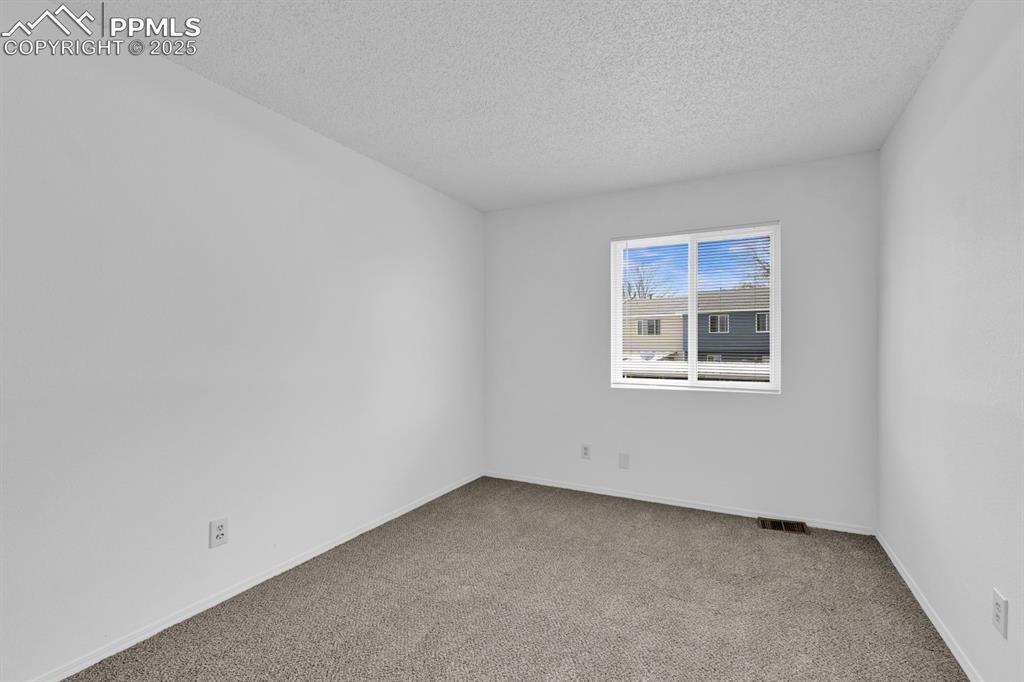 Image 13 of 15: Bedroom 2