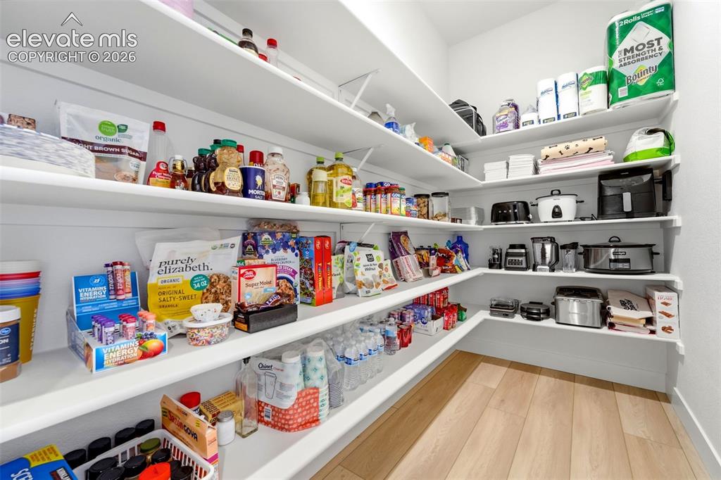 Image 10 of 50: Pantry