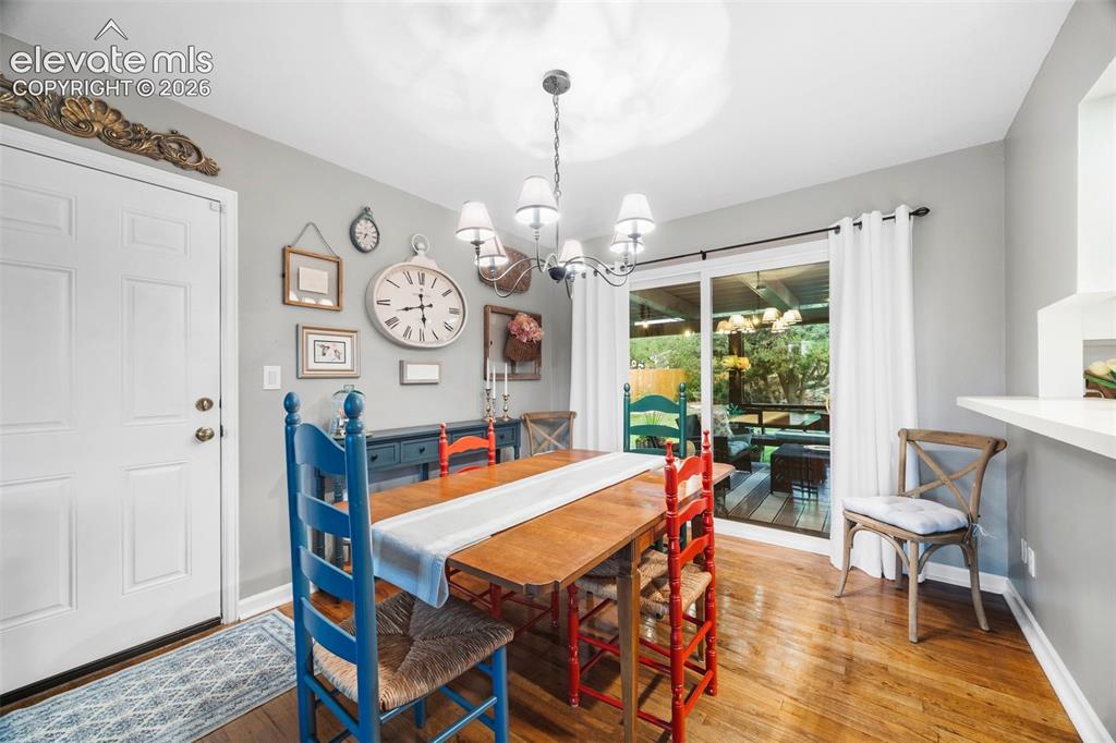 Image 11 of 46: Living Room