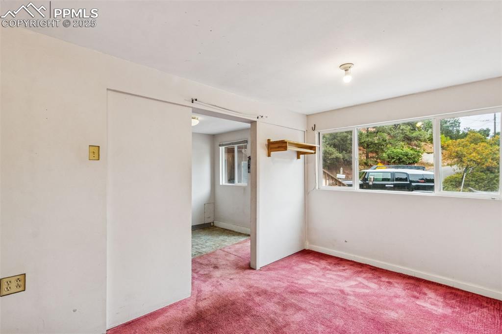 Image 21 of 29: Family Room