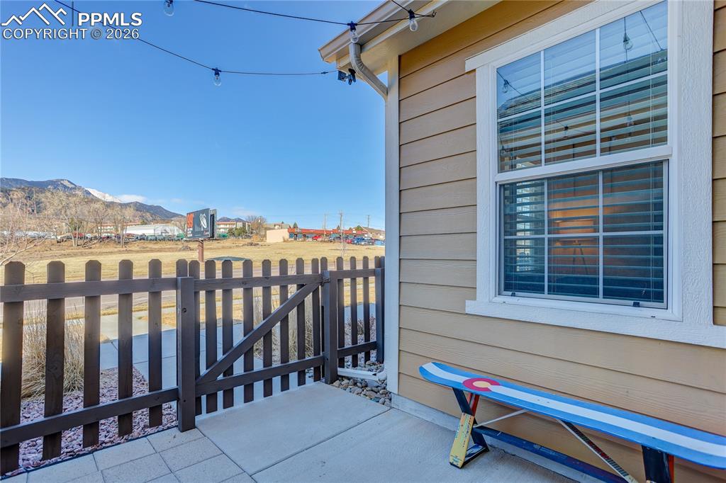 Image 4 of 25: Patio