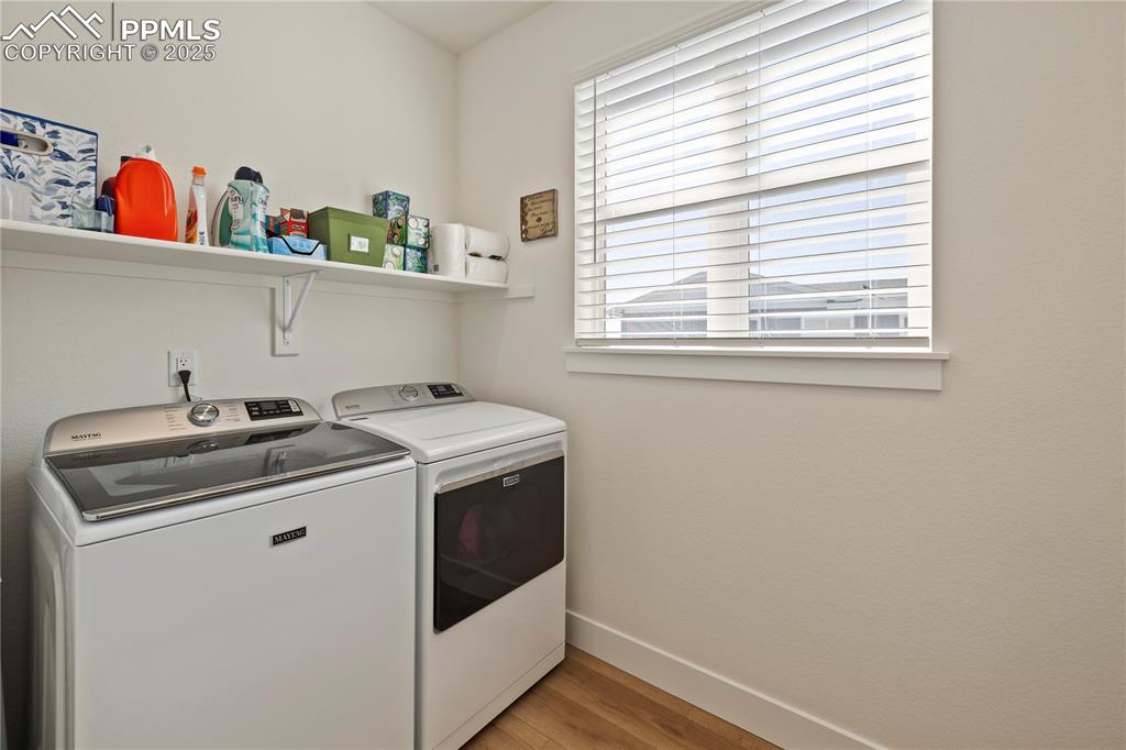 Image 29 of 50: Laundry