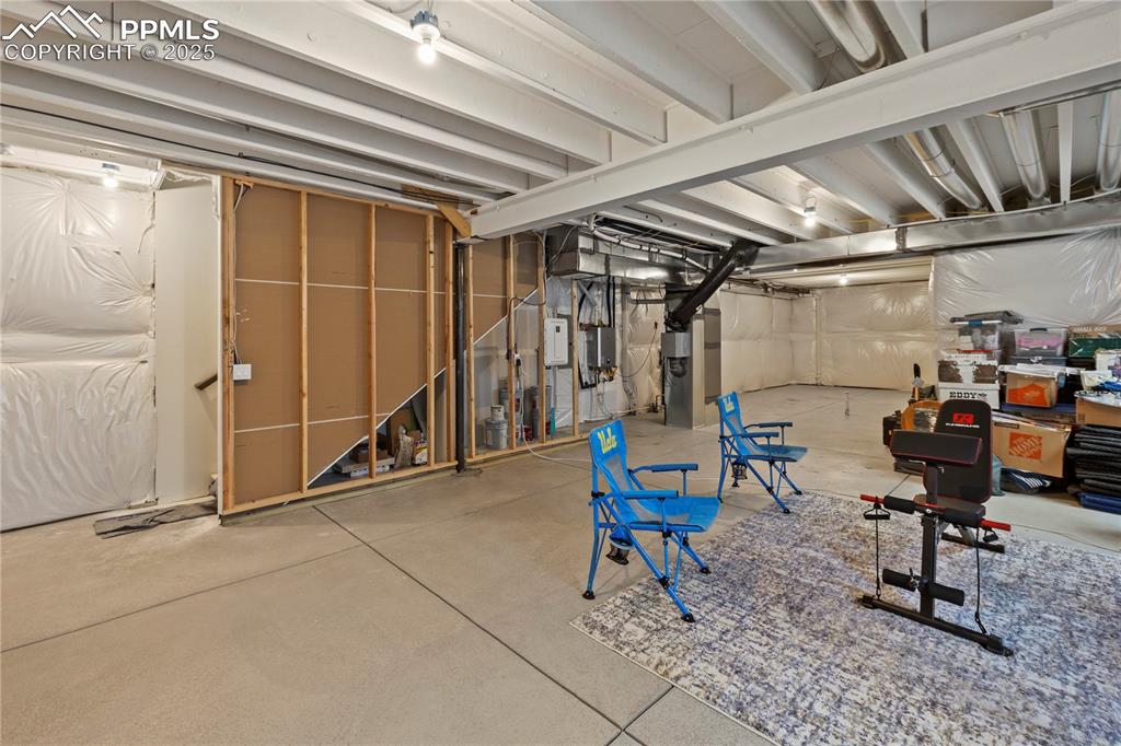 Image 32 of 50: Basement