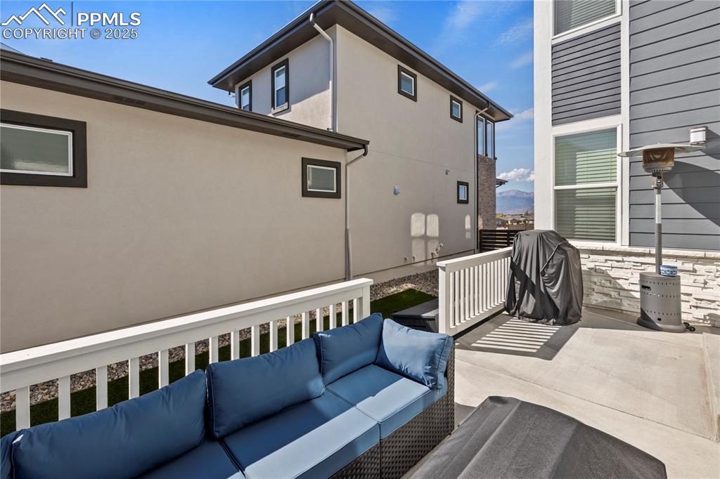 Image 36 of 50: Patio