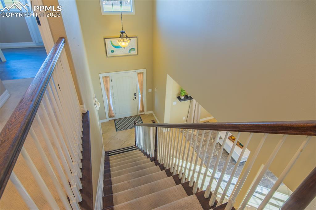 Image 29 of 44: Entry