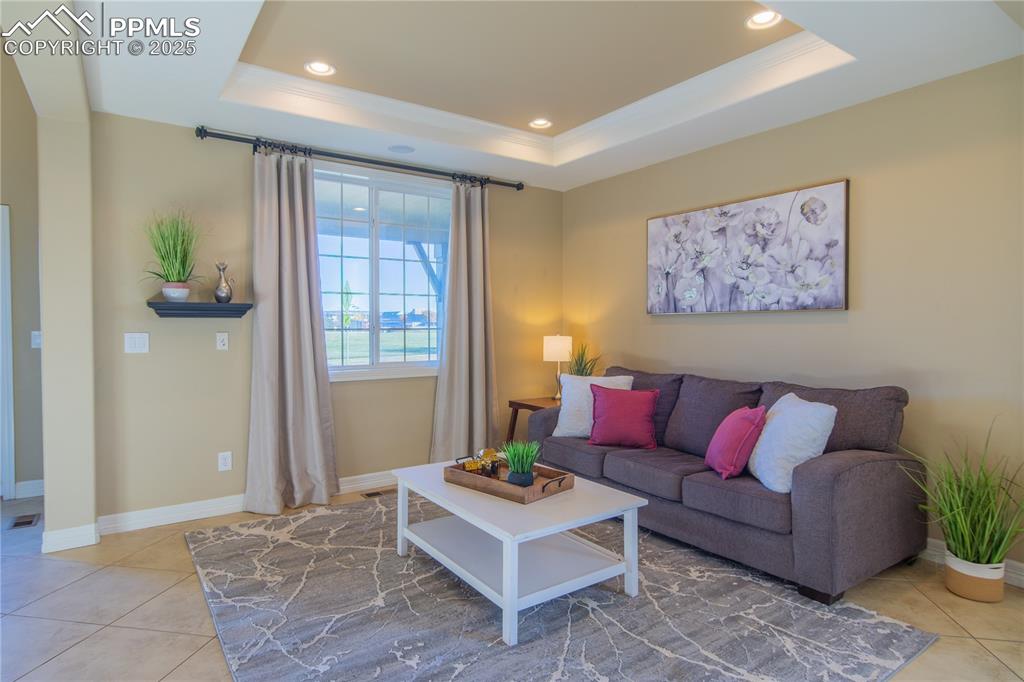 Image 5 of 44: Living Room