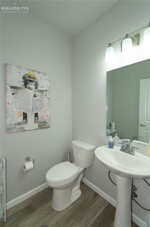 Image 11 of 31: Bathroom