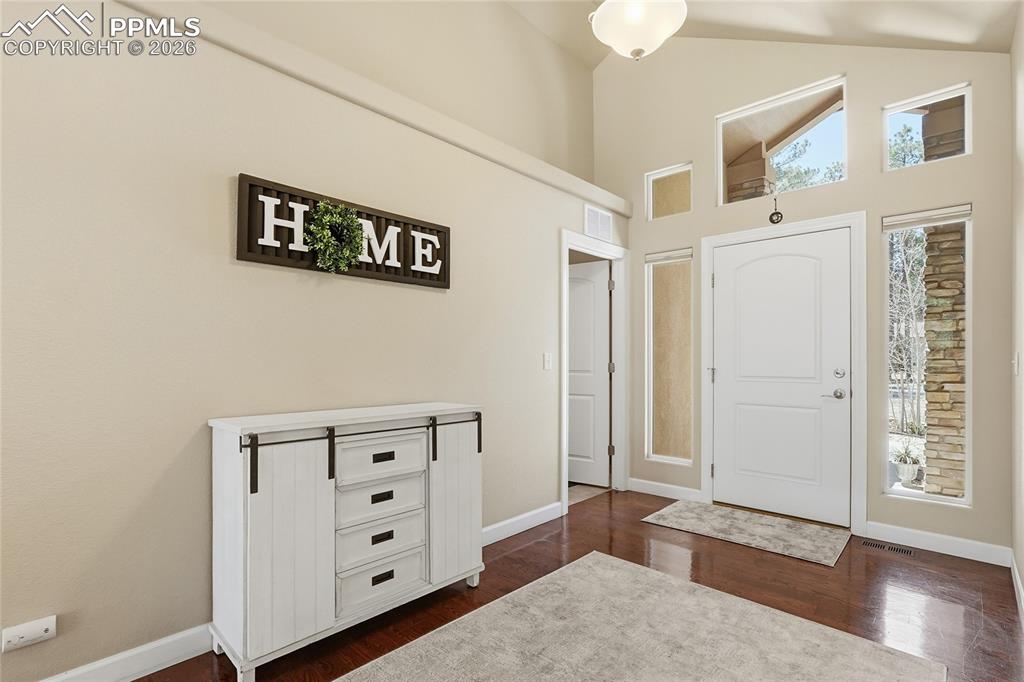 Image 5 of 45: Entry