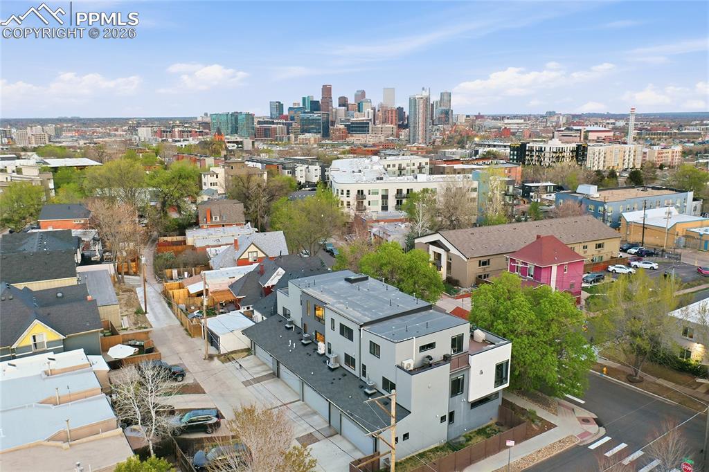 Image 37 of 50: Primary Suite Flows