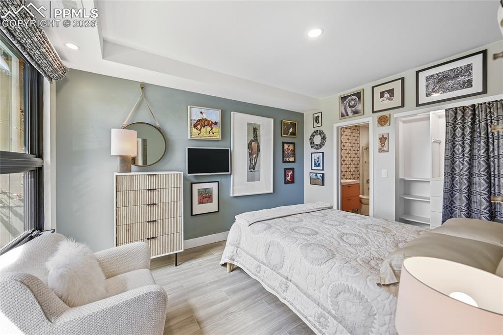 Image 5 of 50: Floor Plan