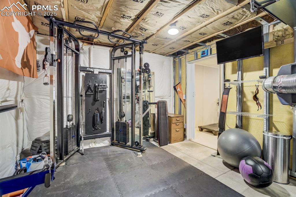 Image 44 of 50: Exercise Room