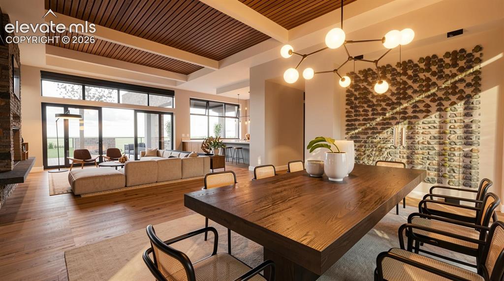 Image 8 of 35: Dining Area