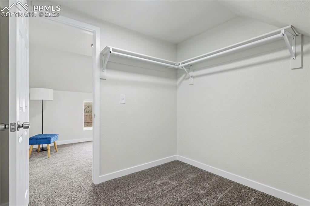 Image 28 of 46: Closet