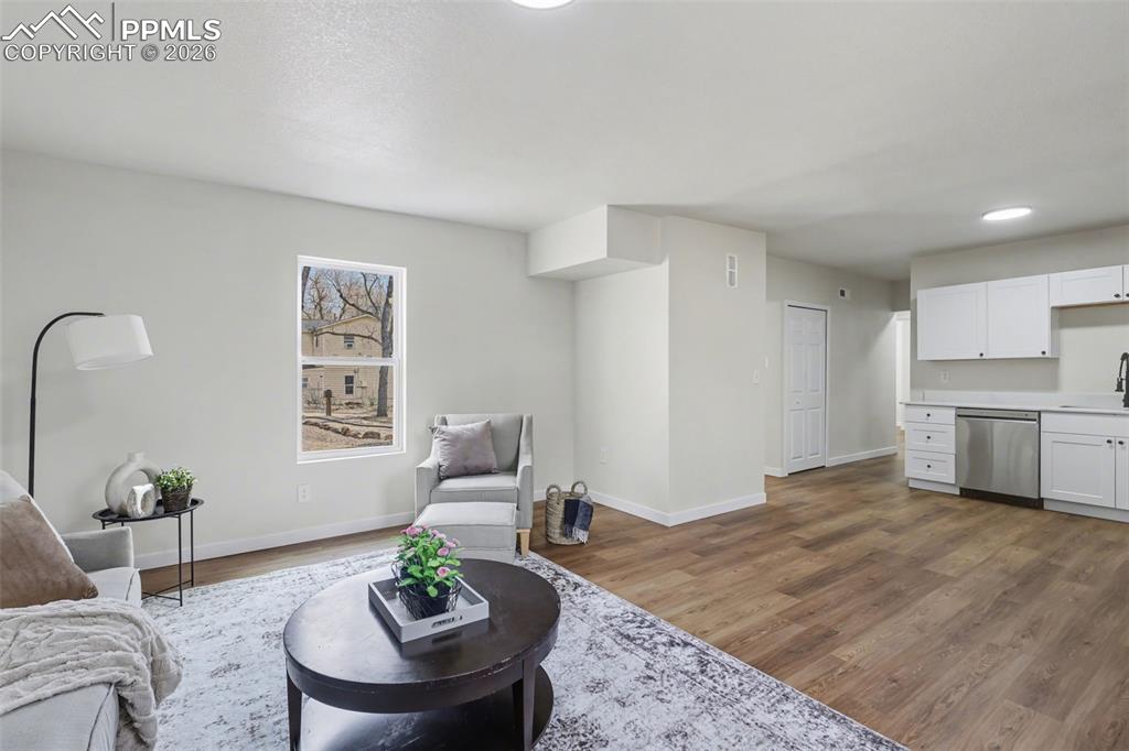 Image 7 of 46: Living Room