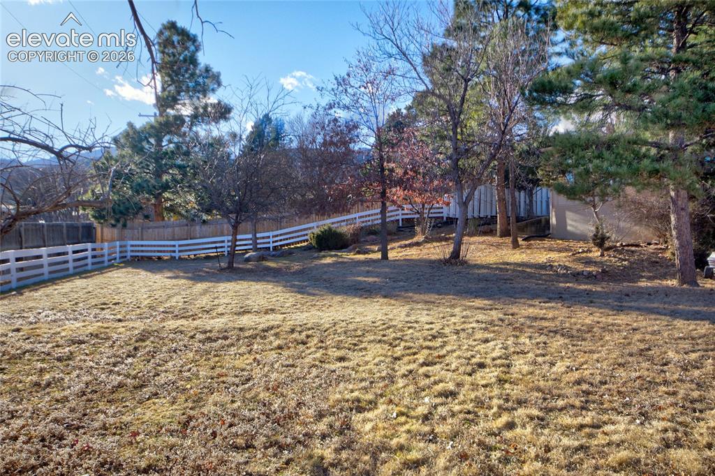 Image 26 of 27: Look at those gorgeous mountain views!!!