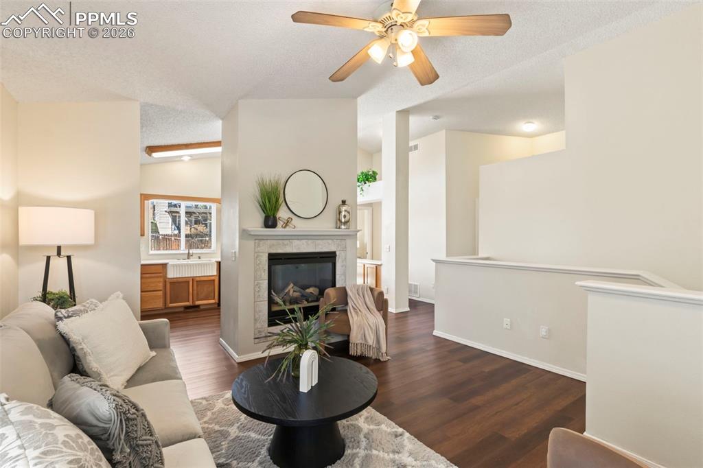 Image 5 of 42: Living Room