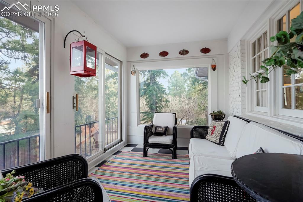 Image 15 of 41: Sun Room