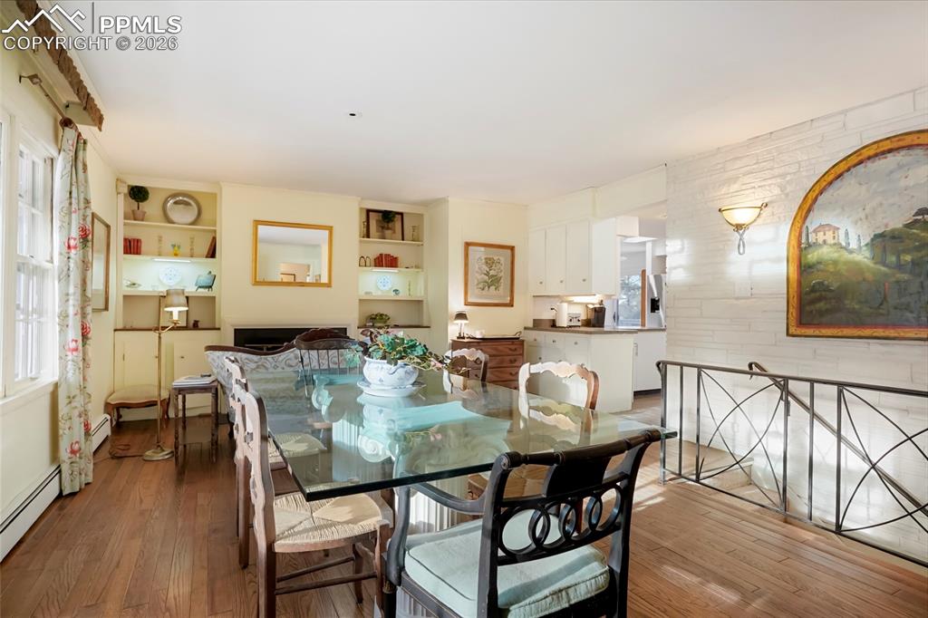 Image 5 of 41: Dining Area