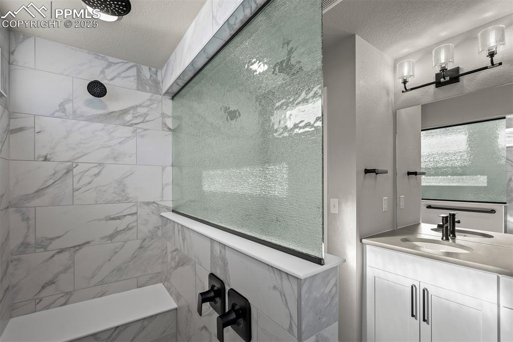 Image 21 of 32: Master Bathroom