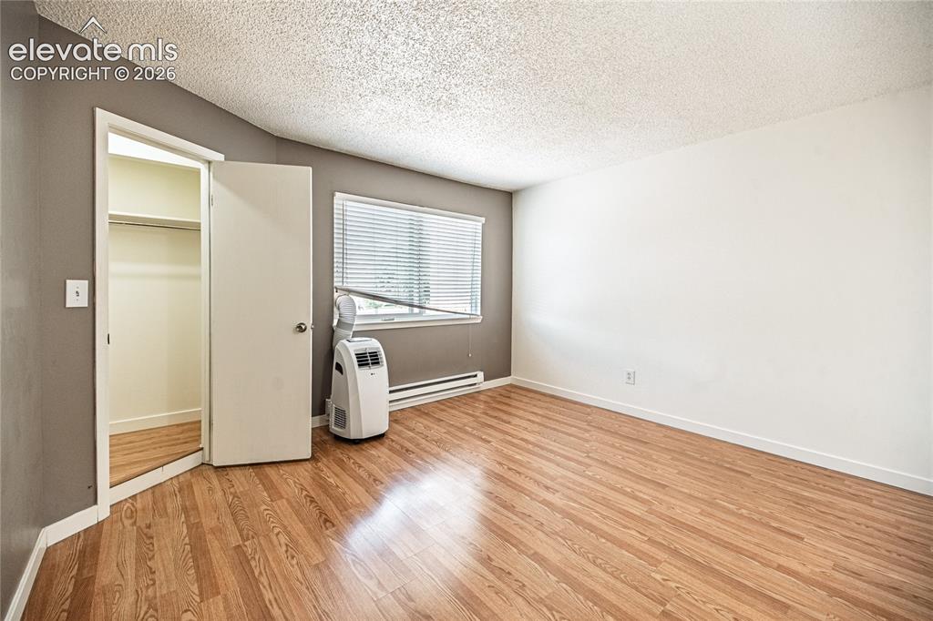 Image 17 of 26: Primary