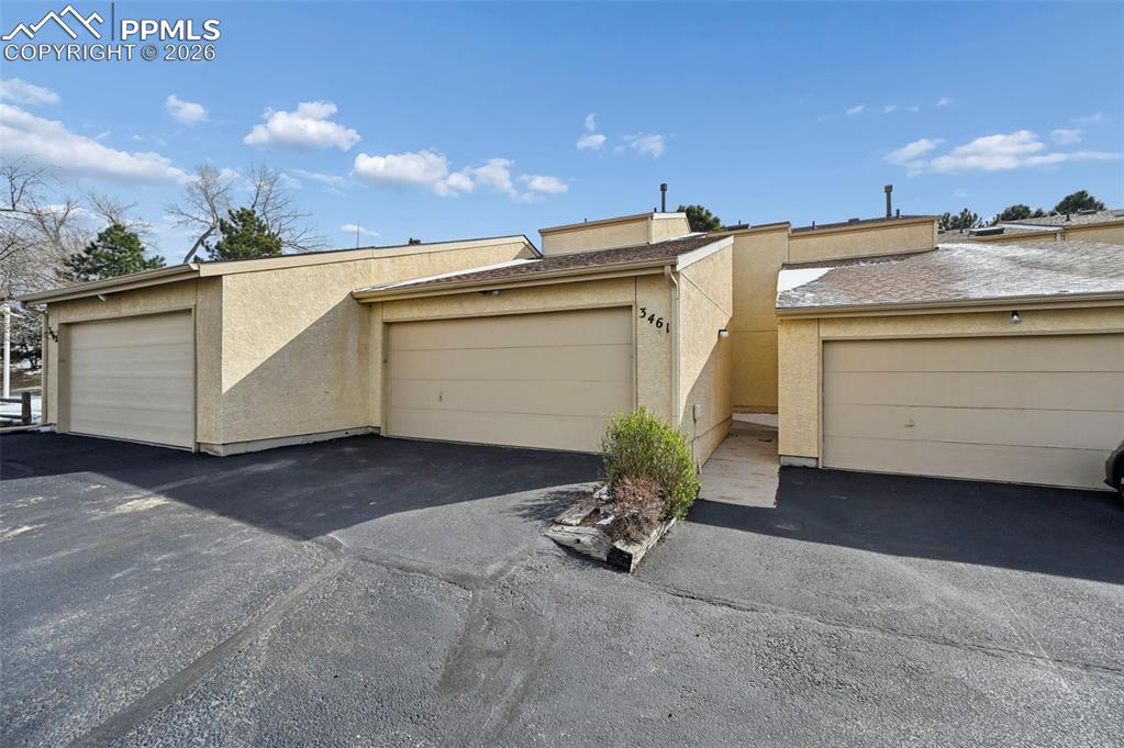 Image 1 of 39: Front of Structure