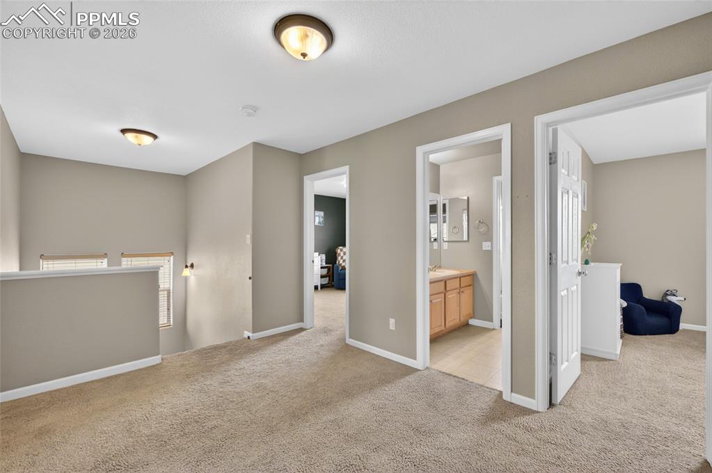 Image 18 of 46: Bedroom