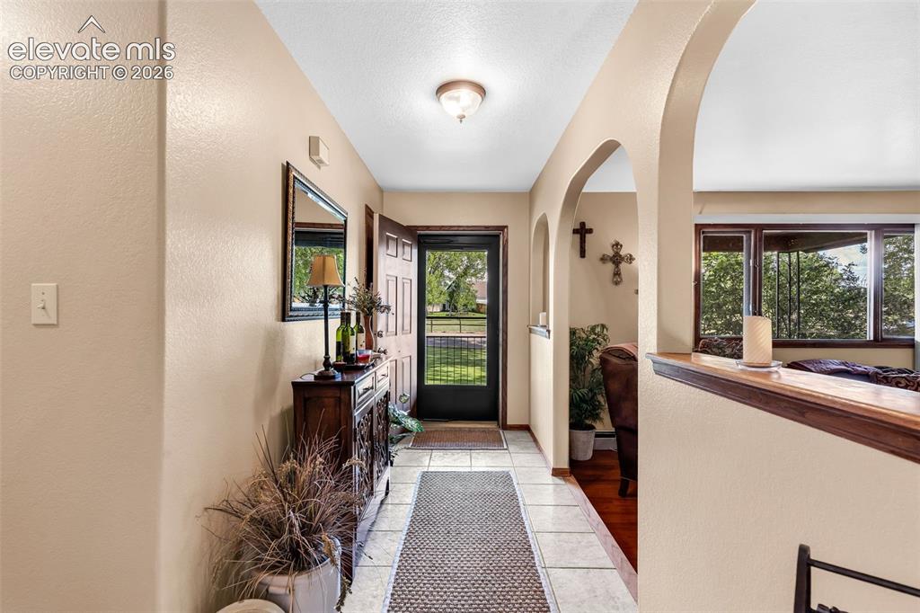 Image 9 of 50: Entry