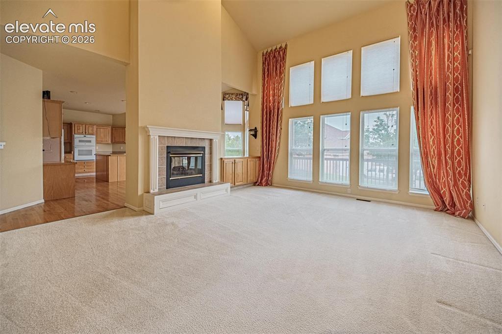 Image 14 of 46: Living Room